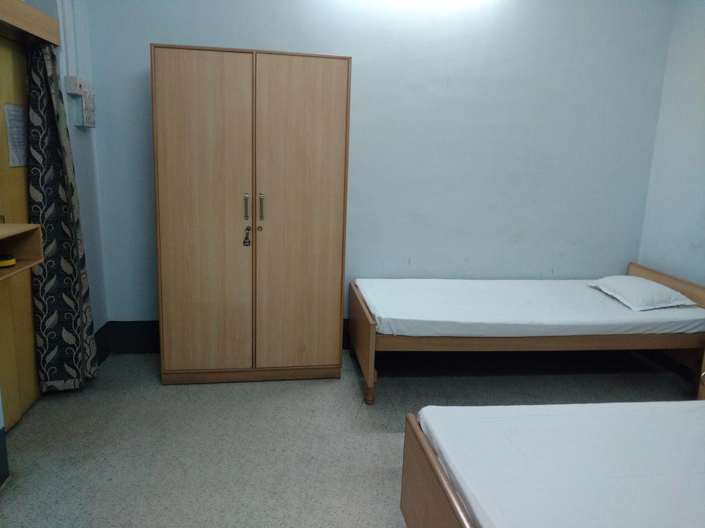 Shaw Guest House โกลกาตา ภายนอก รูปภาพ